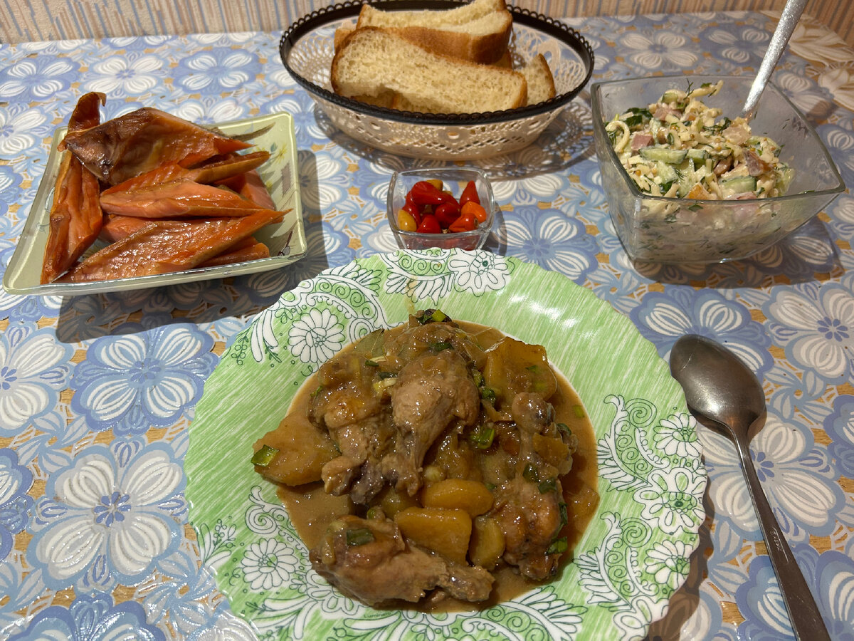 Ожидала дома мужа с вкусным ужином, который приготовила за 30 минут: что готовила и чем кормила(просто и вкусно)