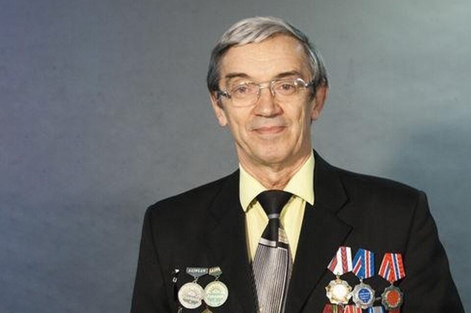    Композитор из Кузбасса Владимир Пипекин создал песню, посвященную президенту России. Личный архив