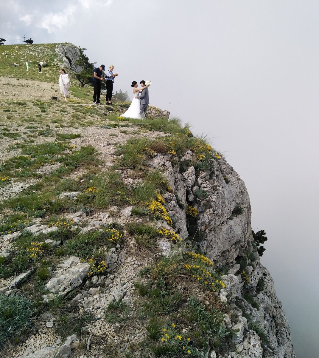 Фотография из личного архива. Чья то свадьба.