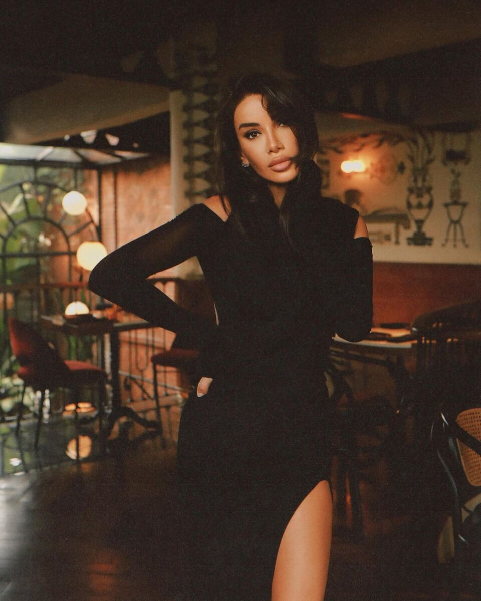 Красота требует жертв. Но явно не таких, как у героинь нашей сегодняшней подборки. Рассказываем о случаях со знаменитостями, когда улучшайзинг не принёс ничего хорошего.-13