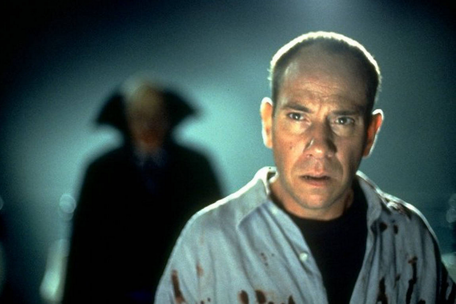 Листайте кадры.