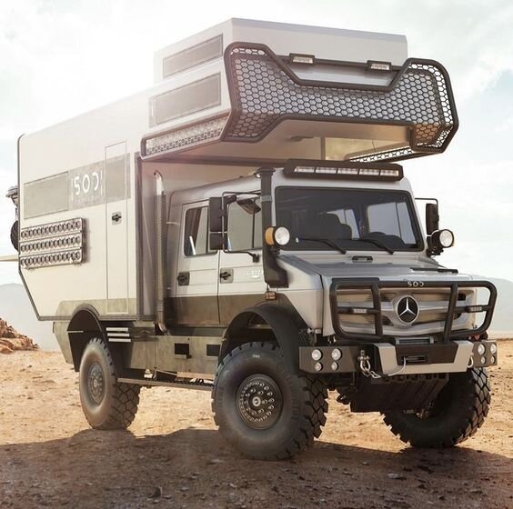 Автодом на базе грузовика UNIMOG  от Mercedes