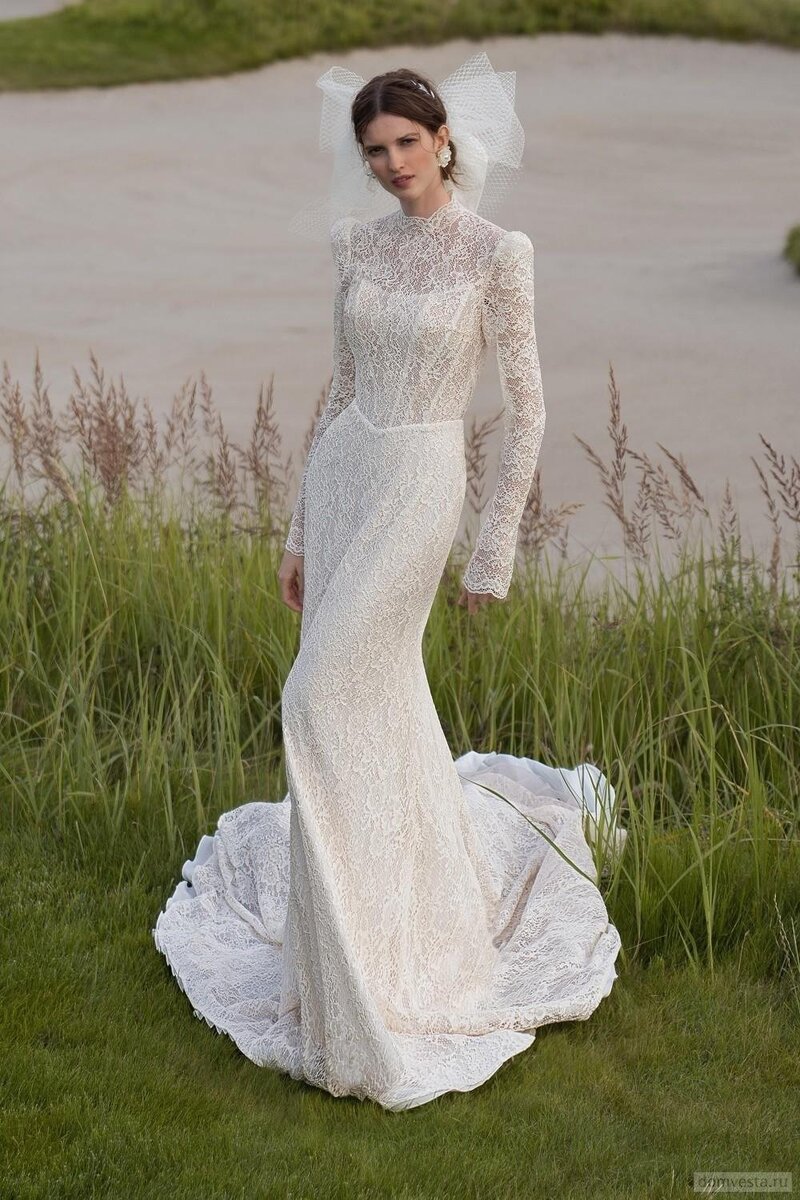    Для того, чтобы понять стиль «роял», посмотрите на свадьбу Кейт Миддлтон. Лукбук Tatiana Kaplun