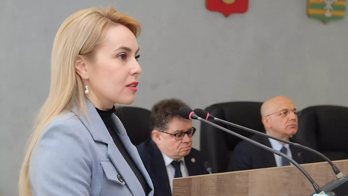     Глава столичной администрации Инна Колыхматова рассказала о том, как она впервые выступила перед депутатами Петросовета с отчетом о работе за 2023 год.