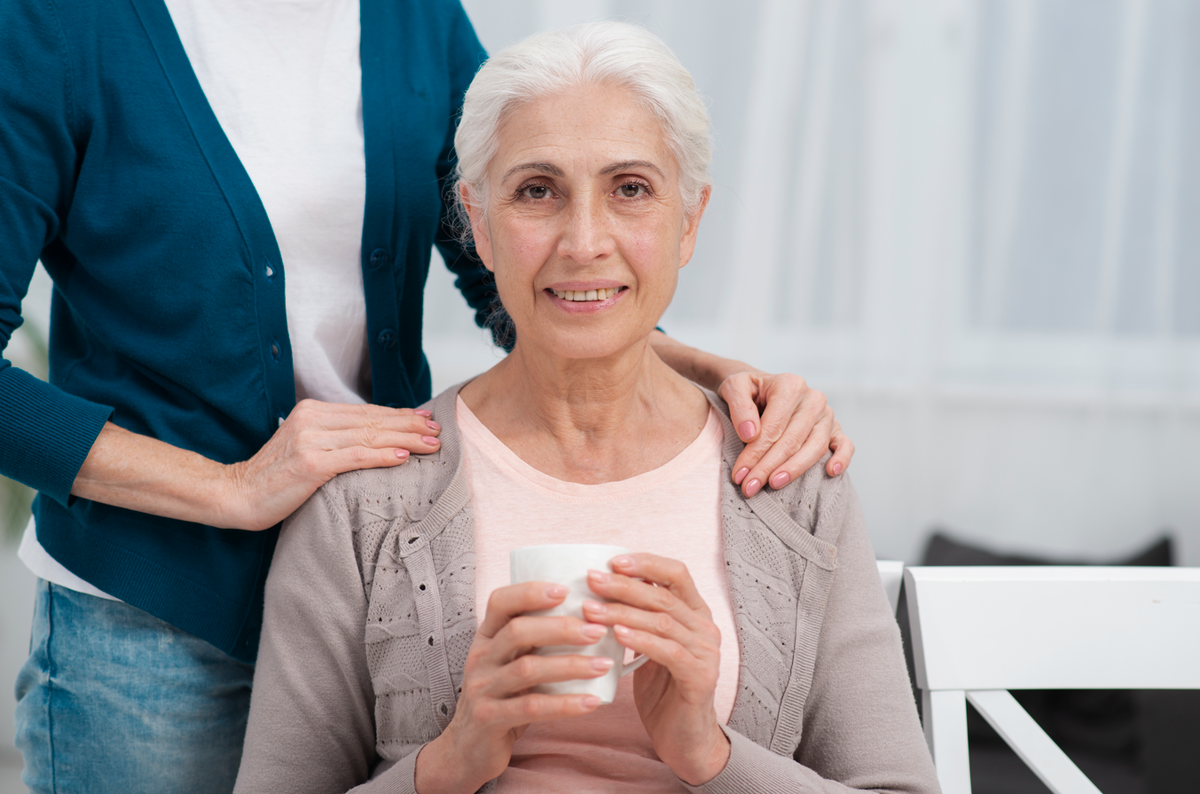 Сиделка с проживанием для онкобольных пожилых людей