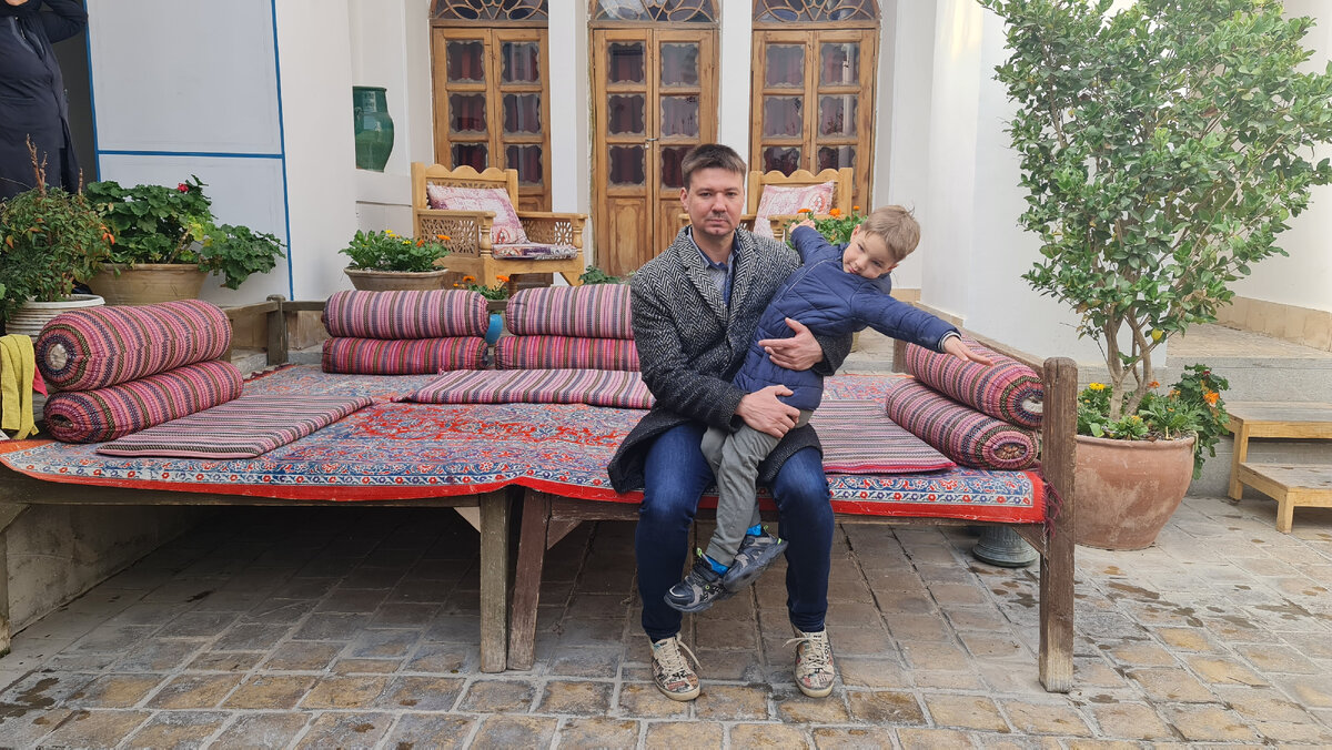 Утро в отеле Исфахана