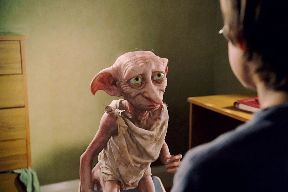 Если кто не помнит, это - Добби из фильма