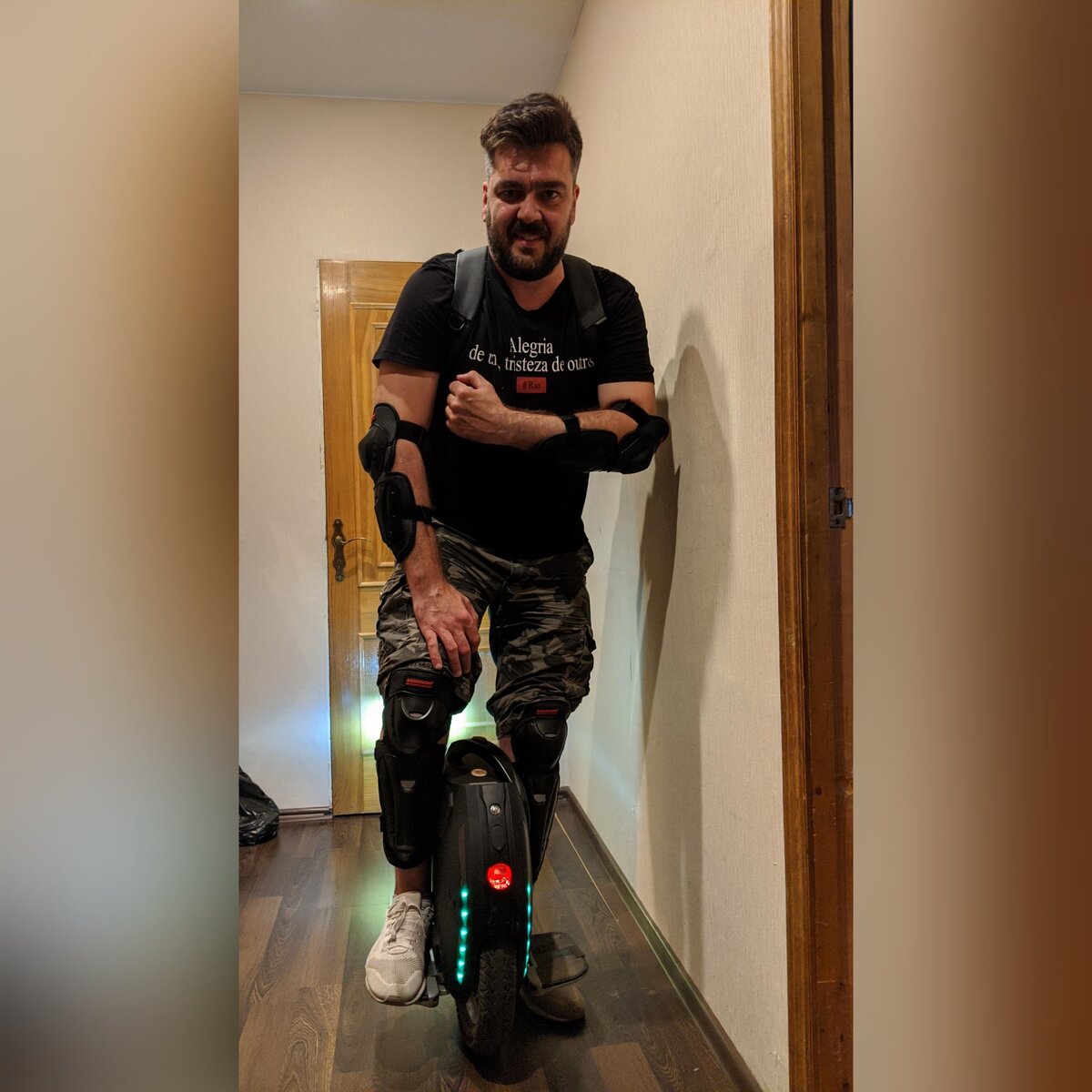 Очень люблю гонять на моноколесе