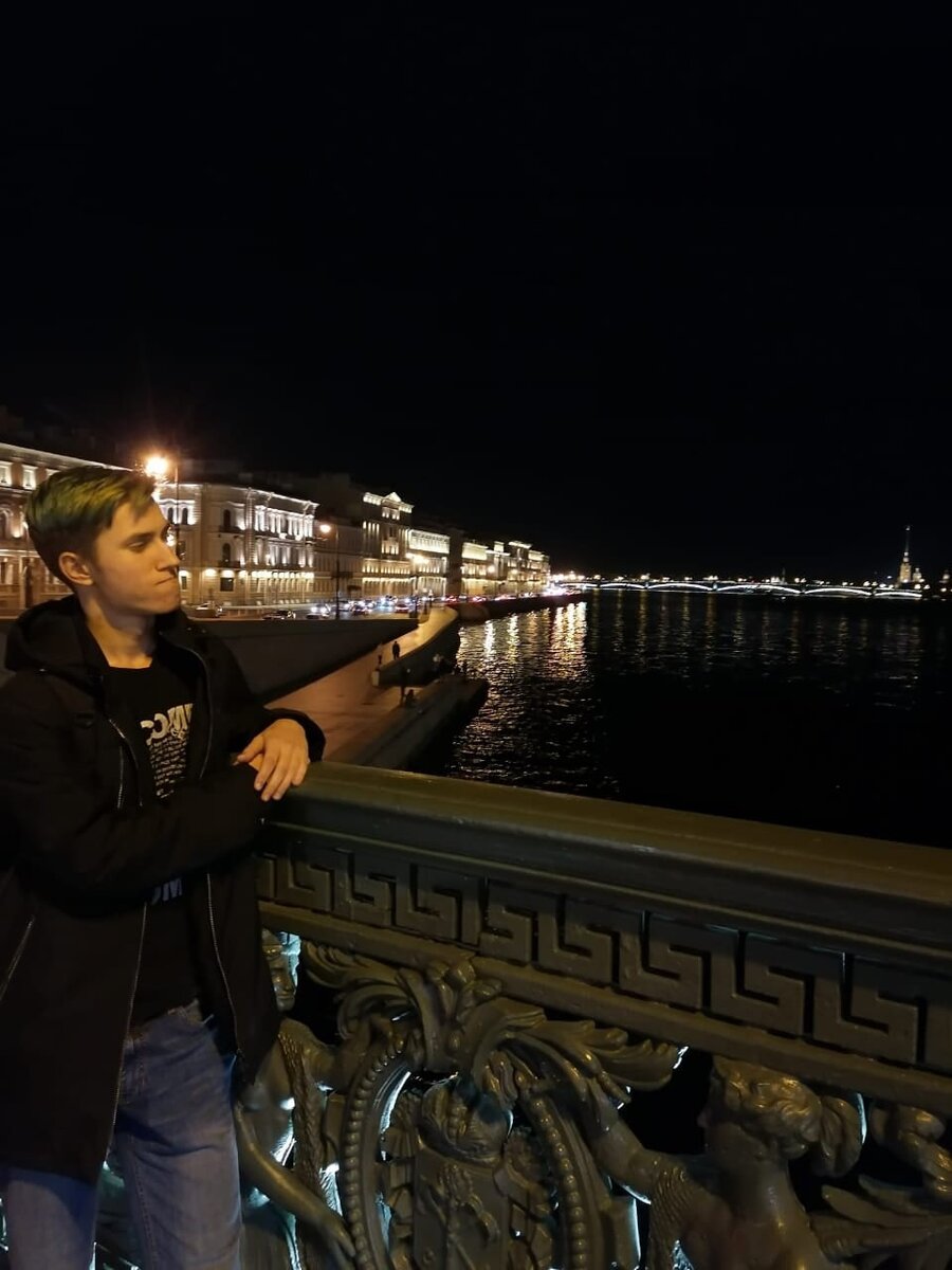 осенние каникулы в питере. рождество матушки правительницы запада. каникулы петербург. каникулы в санкт-петербурге книга. осенние каникулы в питере.