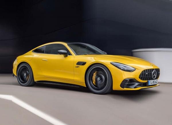     Mercedes-AMG GT 43. Фото Mercedes