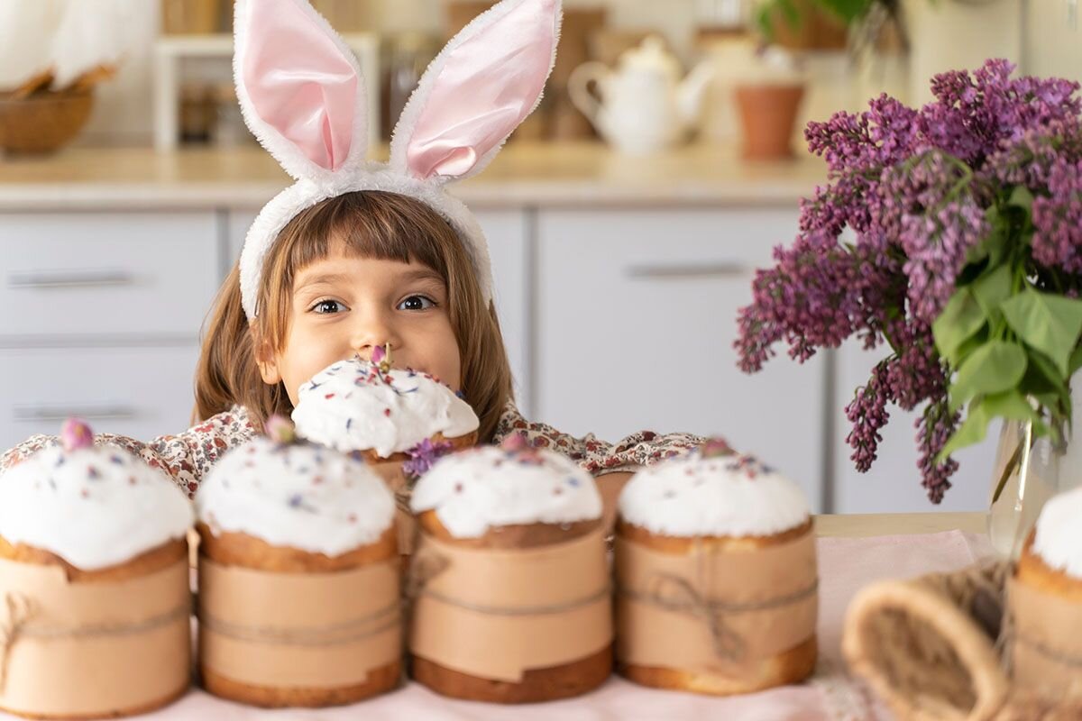Испеченные дома куличи точно оценят дети📷
