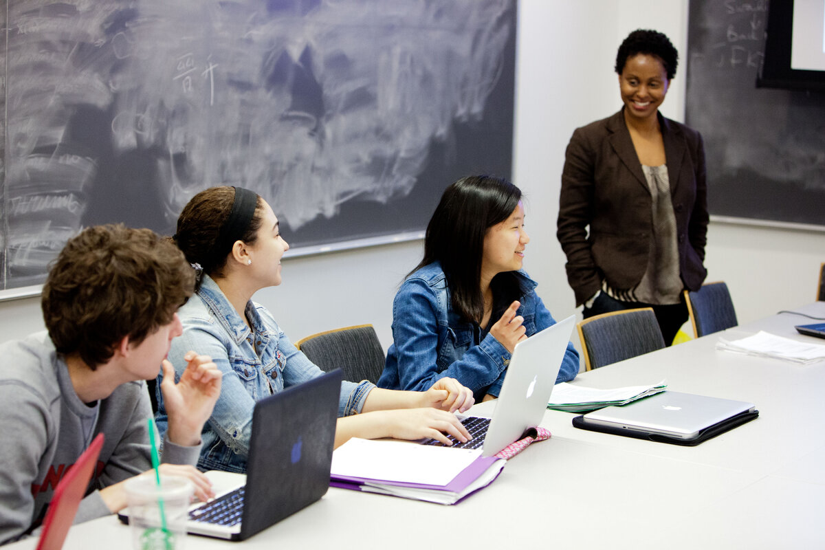Студенты и преподавать в Принстоне "Photo: Princeton University, Office of Communications."