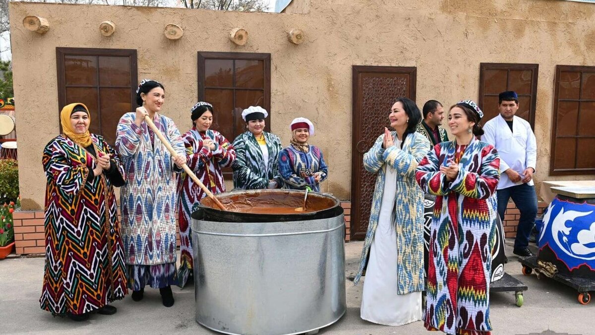 Узбекский национальный праздник Навруз. Навруз байрами Узбекистан. Праздник Навруз в Узбекистане. Навруз 2022 Узбекистан.