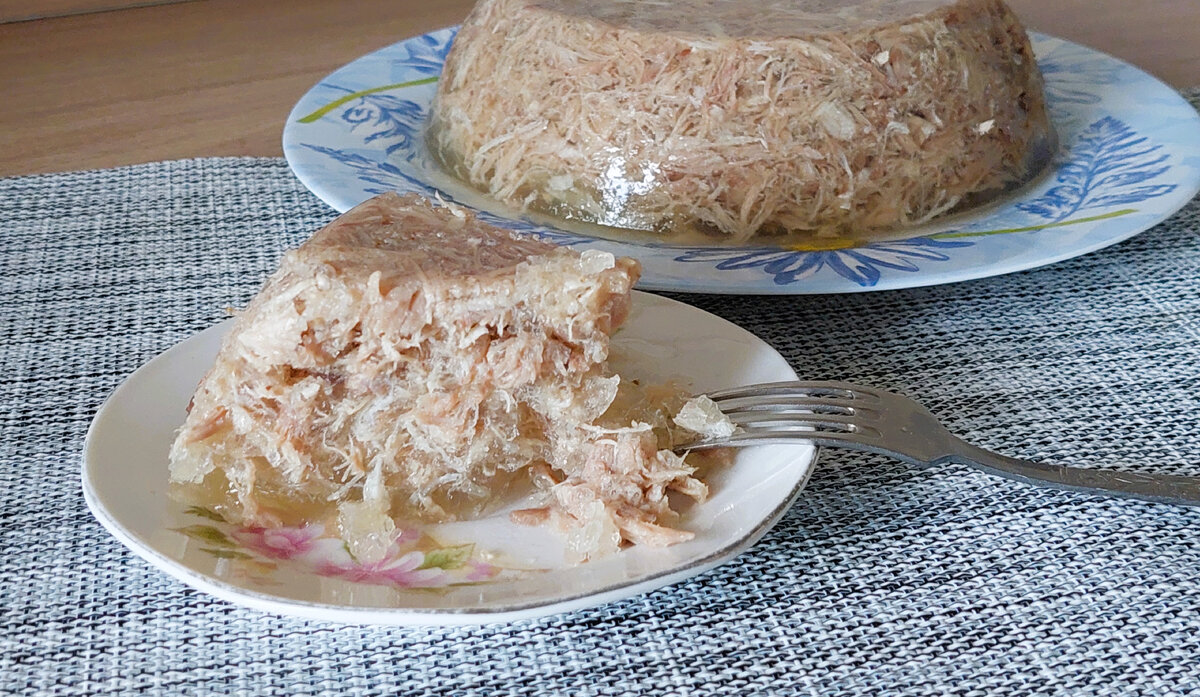 Увидела в Светофоре Шеи индейки и поняла, что они мне нужны на ужин!  Вкусный холодец из шеи индейки - диетическое блюдо. Сварила впервые. | Вера  Ларина | Дзен