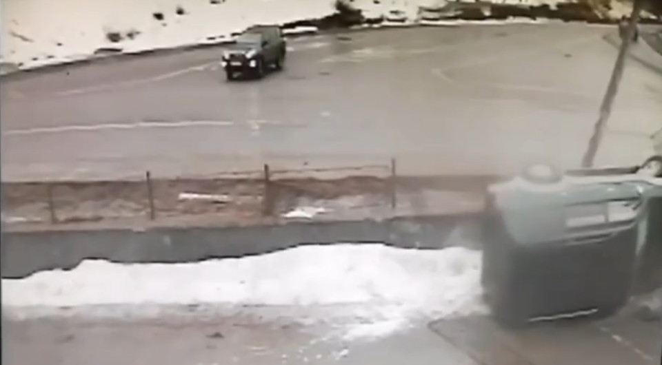    Авария в Майме. Источник: скриншот из видео Telegram-канала "ДТП АЛТАЙ 22 | 04"