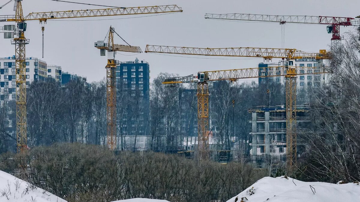     В Госдуме предупреждают: квартиры больше не привлекательны для инвестирования. «НИ» изучили мнения экспертов и выяснили, можно ли сегодня заработать на покупке жилой недвижимости.