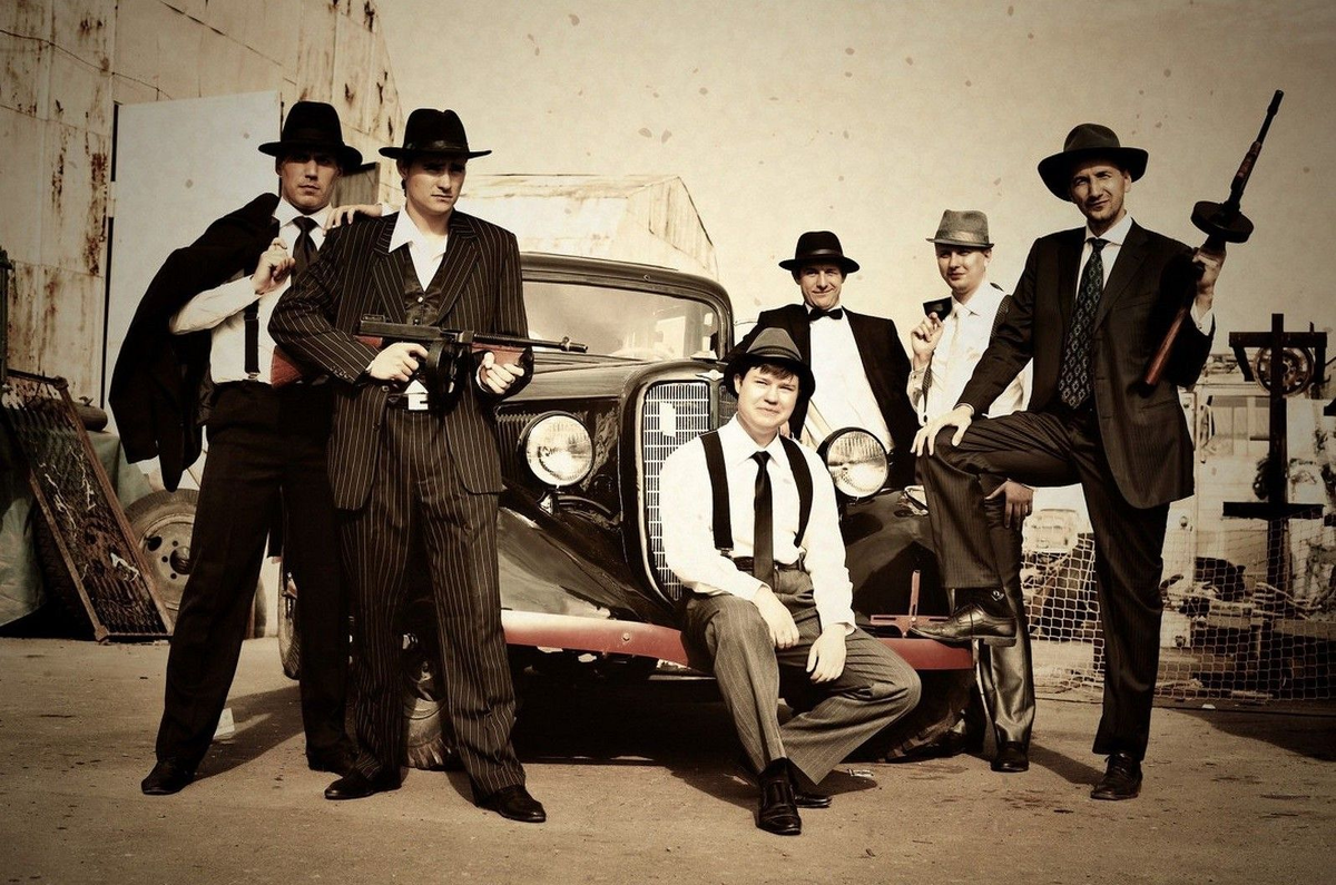 Cosa Nostra определённо вызывала и вызывает чувство страха. В переводе  — "наше дело". А ведь эта известная уже практически мировая преступная организация начинала свой "бизнес" в начале 19 века с "крышевания" апельсиновых плантаторов. Фото из открытого источника