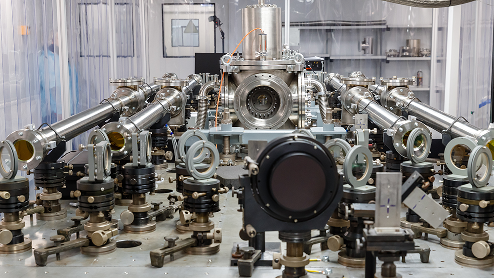 Макет модуля драйвера для лазерного термоядерного синтеза в ТРИНИТИ