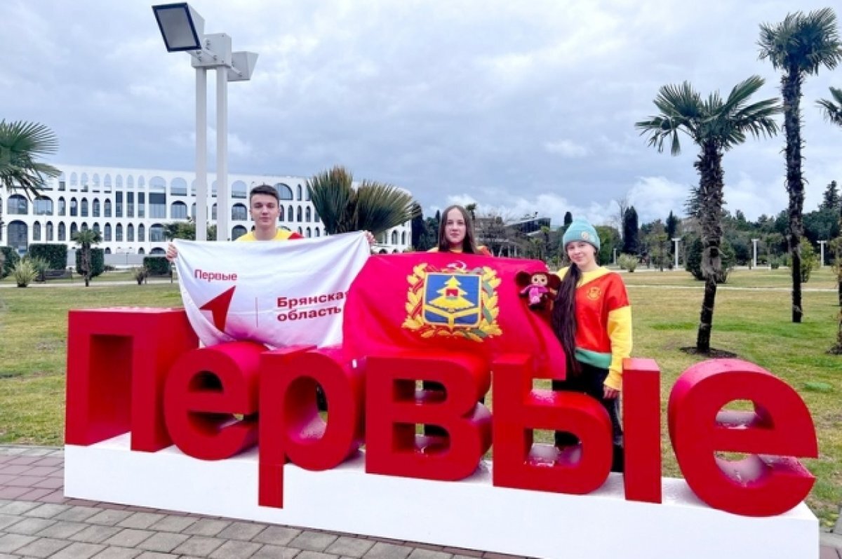    Программа фестиваля была насыщенной, но ребята смогли познакомиться с гостями из других стран и обрести, таким образом, новых друзей, с которыми общаются до сих пор.