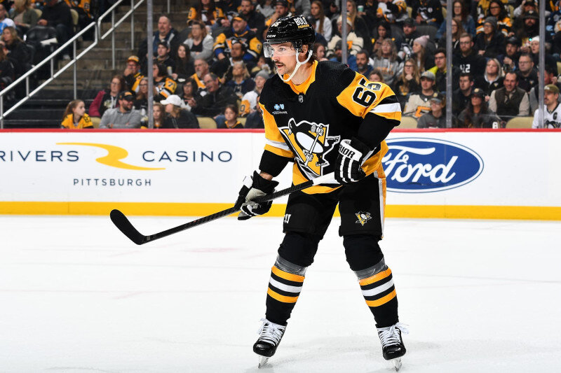 Эрик Карлссон