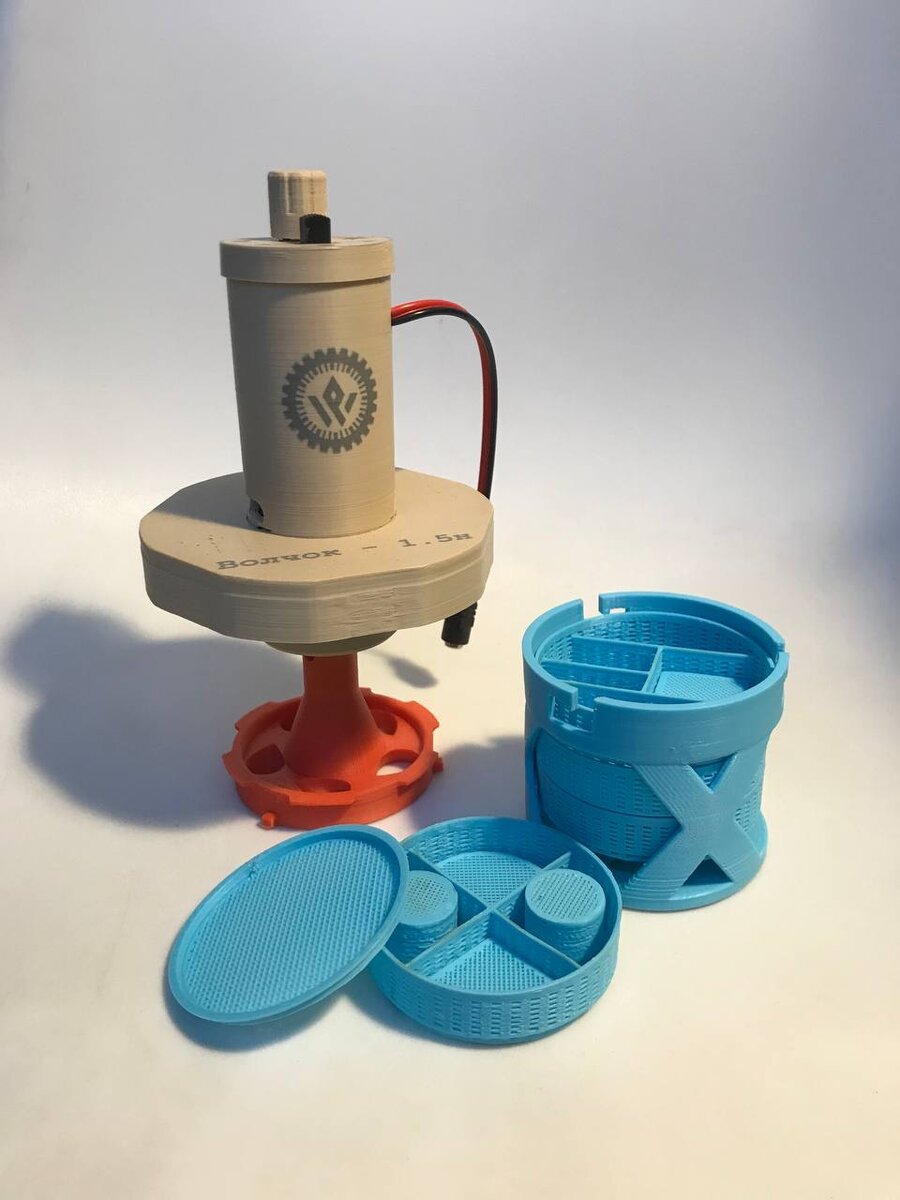 Внешне версии 1.5 и 1.5Н идентичны. Отличие только в материале.