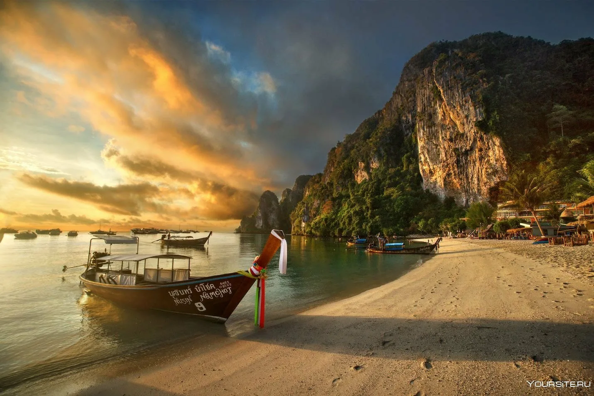 Рассвет в Тайланде.