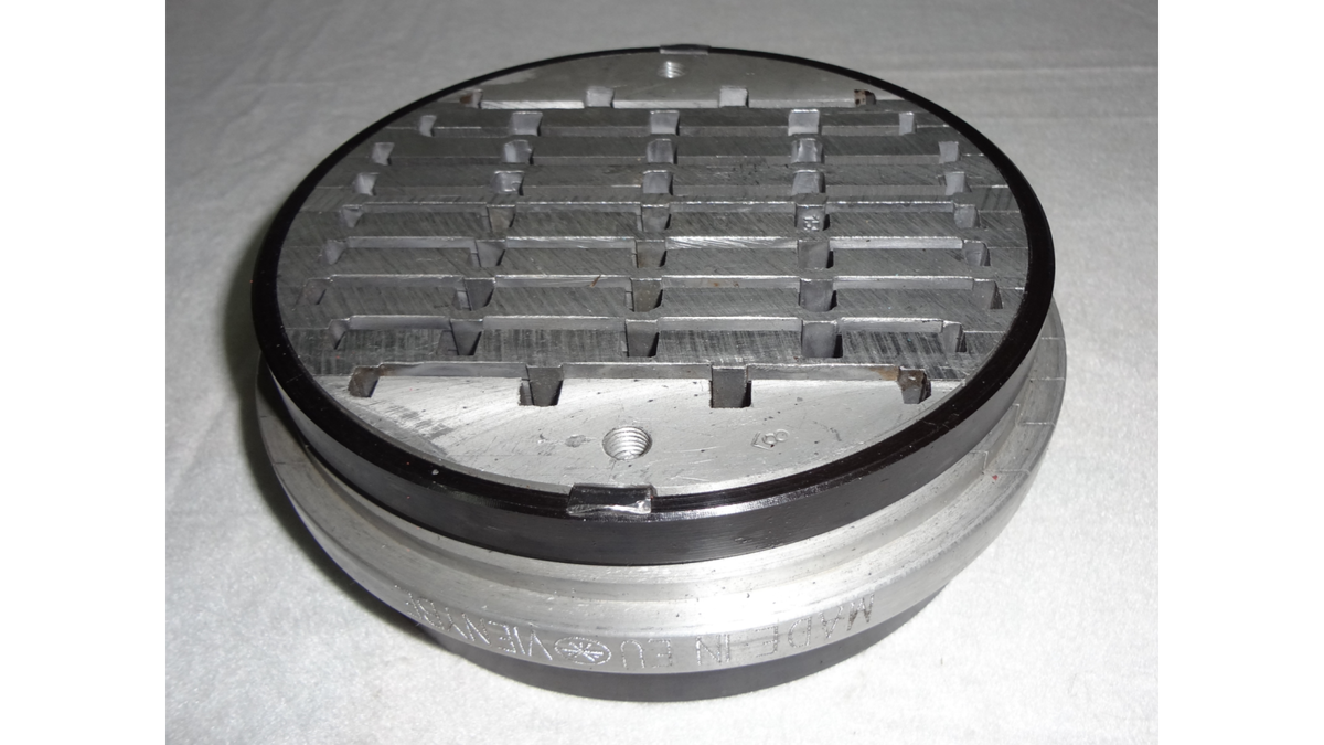                      Рис. 1. Клапан ПИК 