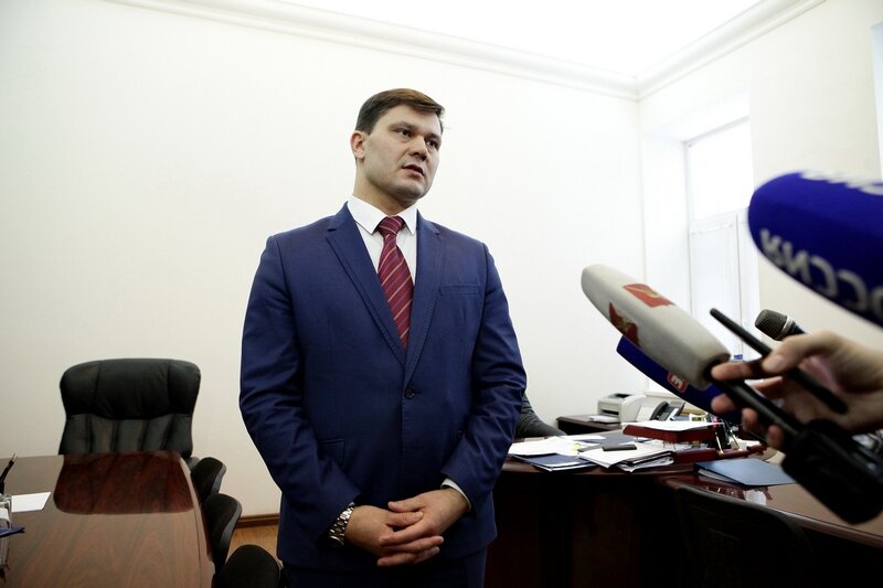    Об этом сегодня сообщил врио губернатора Георгий Филимонов на оперативном совещании в областном правительстве. На его место предложена кандидатура Андрея Накрошаева.
