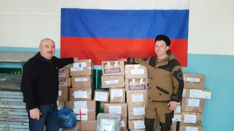    Ложные минометы и манекены. Акбулакские волонтеры отправили на фронт более 300 посылок Марина Шарт