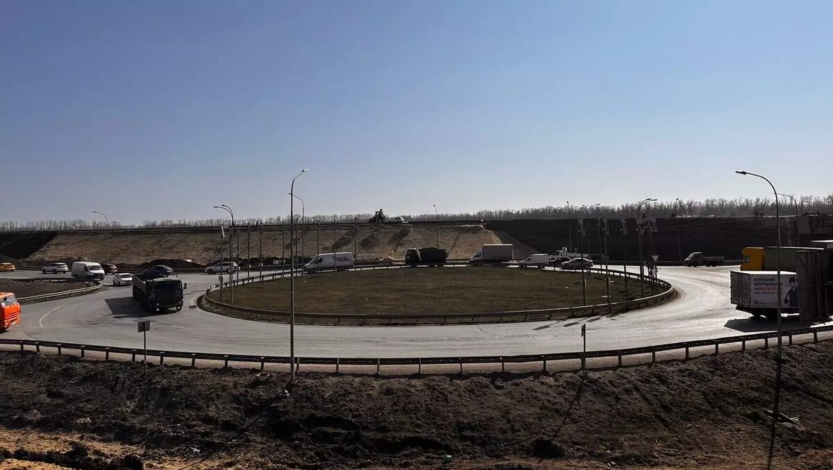     В Ростове строительство Западной хорды обещают закончить в течение 2025 года, об этом сообщили донские власти.