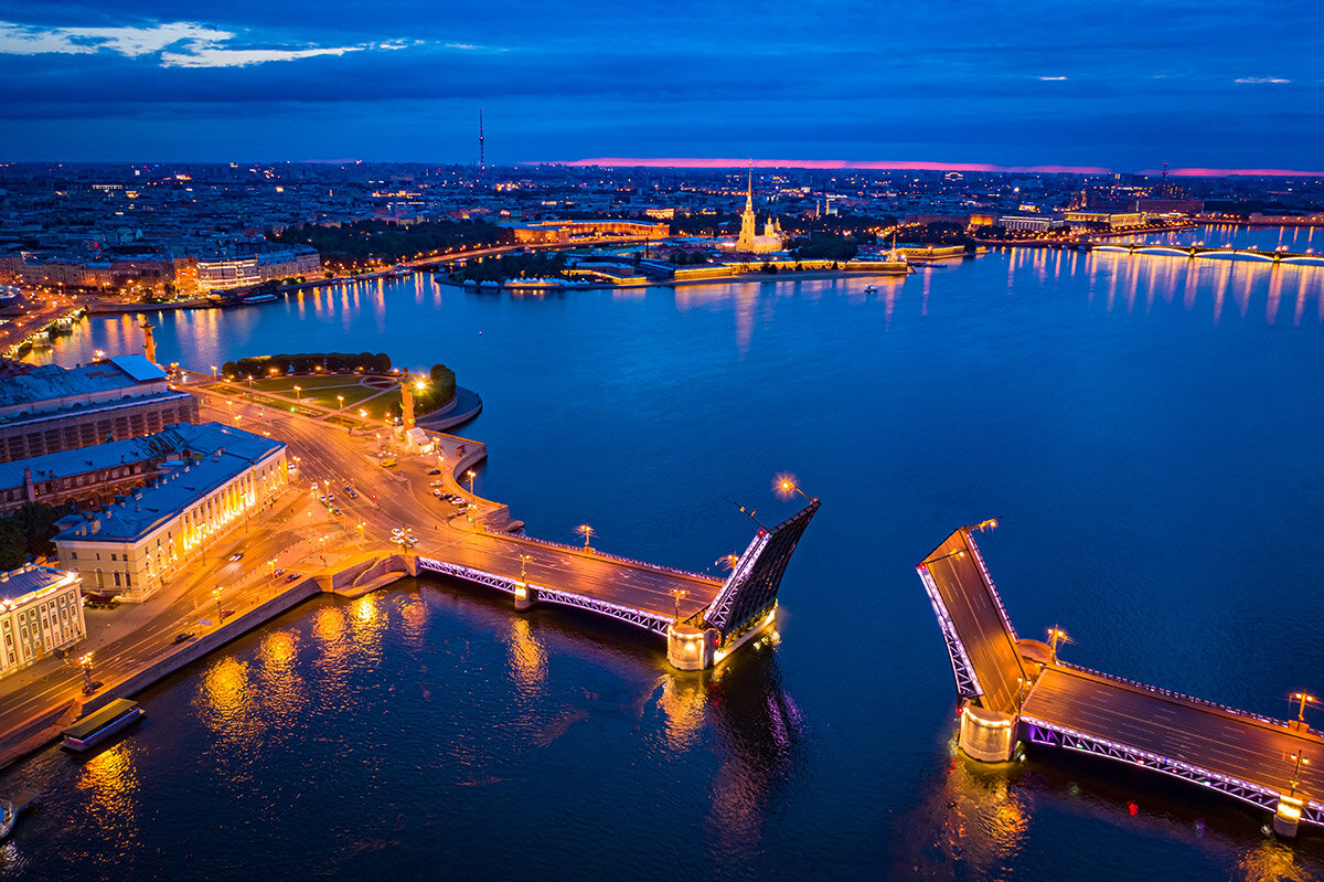 Shutterstock📷Санкт-Петербург