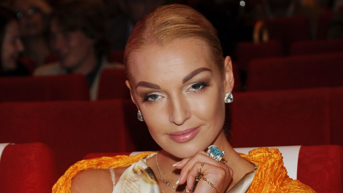 Анастасия Волочкова / www.popcornnews.ru