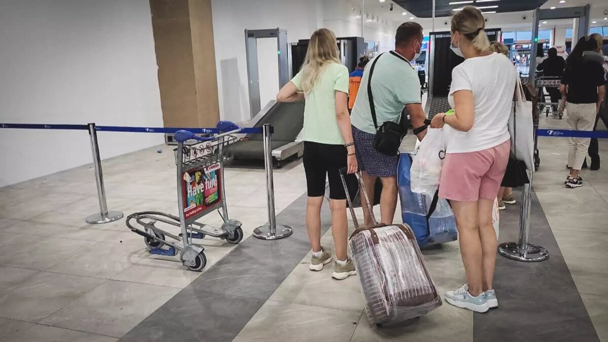     Только каждый седьмой ребенок будет отдыхать с родителями на весенних каникулах. Возможности для этого есть лишь у 13,7% респондентов, показало исследование, проведенное компанией Sportzania, туроператором в сфере детского отдыха.