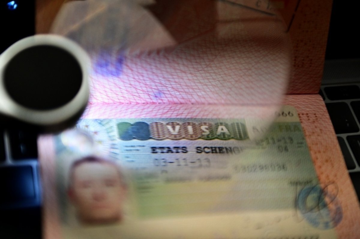    Турэксперт Ансталь назвала страны Европы, чаще всего выдающие шенген