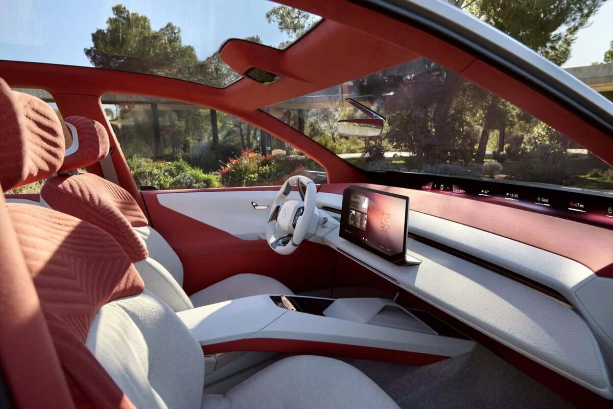 Новый по названию и философии дизайна, BMW Vision Neue Klasse X заменит iX3 в следующем году.-22