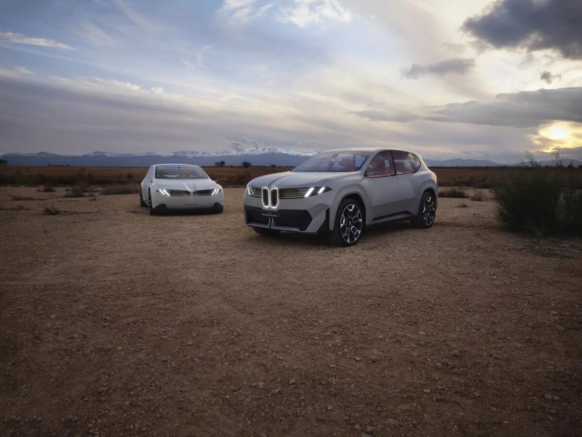 Новый по названию и философии дизайна, BMW Vision Neue Klasse X заменит iX3 в следующем году.-25