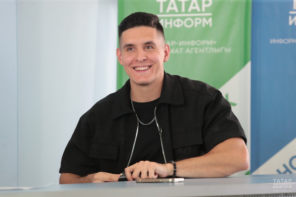 Раиль Арсланов: «Я в самую первую очередь музыкант, а во вторую – блогер. Хотя бывали и периоды, когда блогерство выбивалось вперед». Фото: © Рамиль Гали / «Татар-информ»