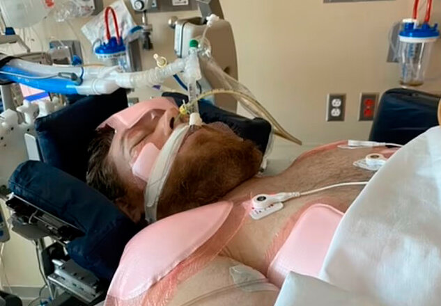 Социальные сети сестры Стивена Мишель