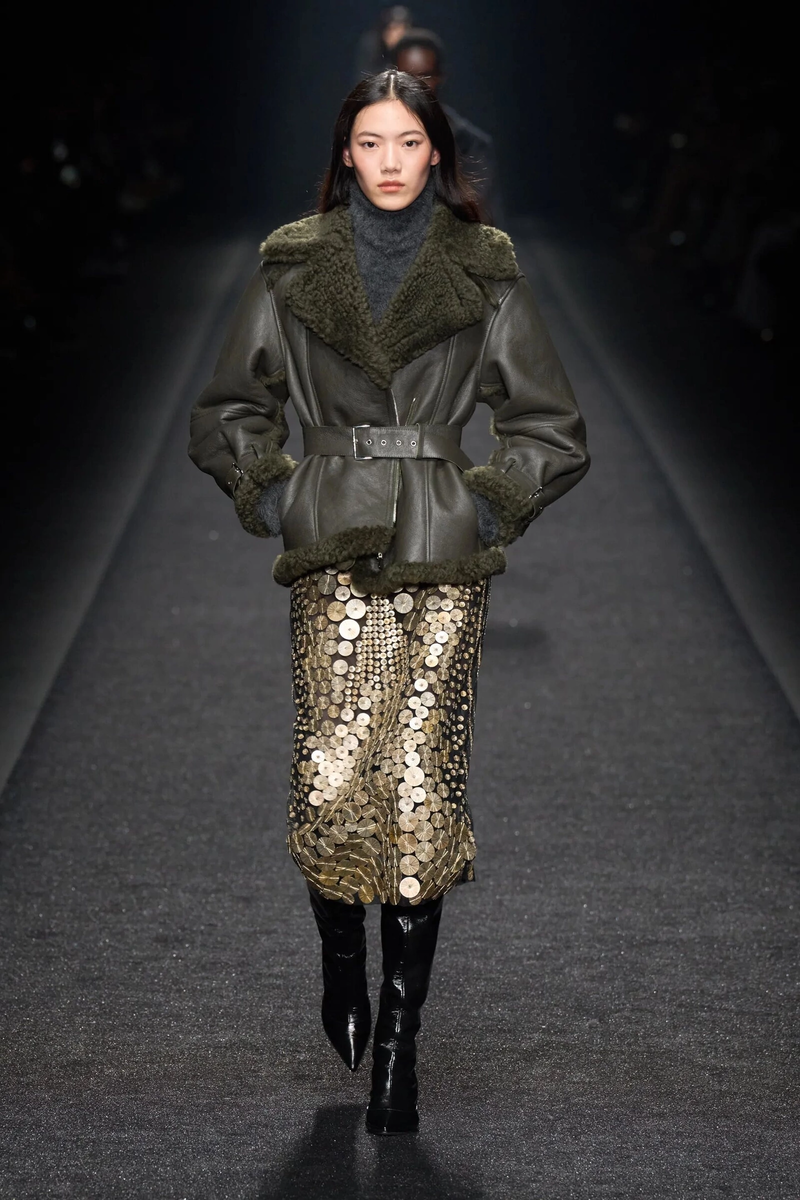 Fendi Fall 2022 Collection - Fashionista