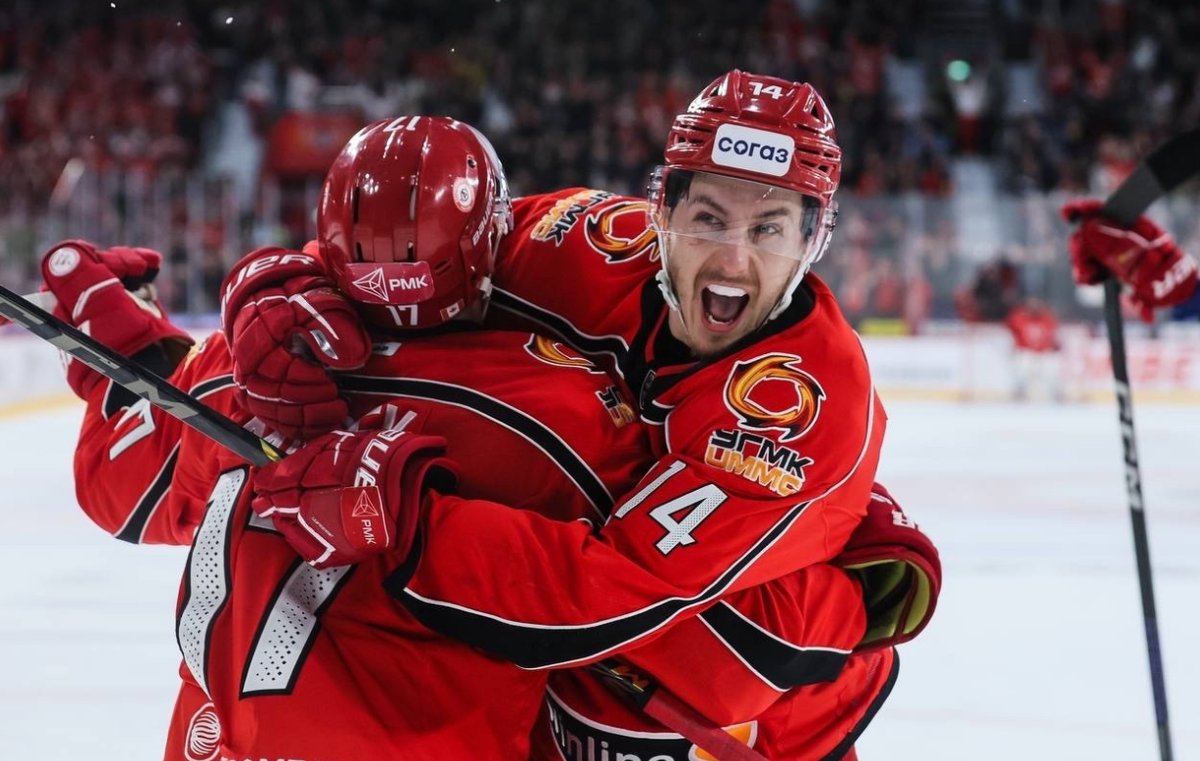 "Автомобилист" выиграл у СКА третий матч кряду. Фото: КХЛ