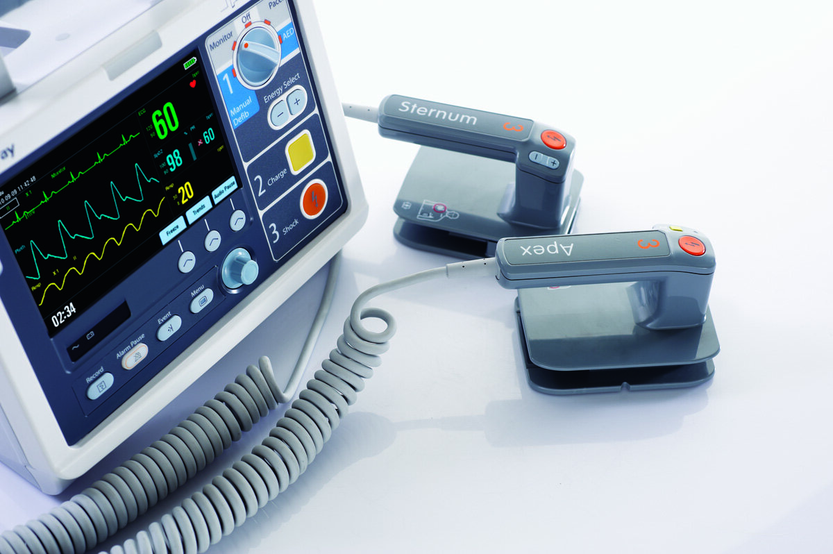 Дефибриллятор