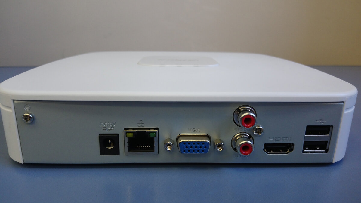 Служебные разъёмы. 