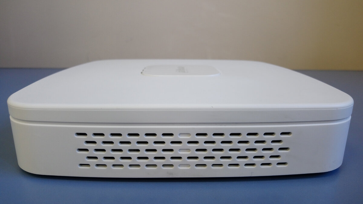 Вентиляционные отверстия.