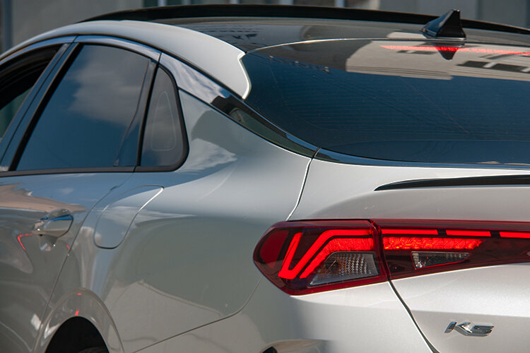    Следствие считает, что за свою услугу она попросила «отблагодарить» ее машиной, конкретно Kia K5, так сказать, «передать в пользование» Фото: © Svetlana Vozmilova / Global Look Press / www.globallookpress.com