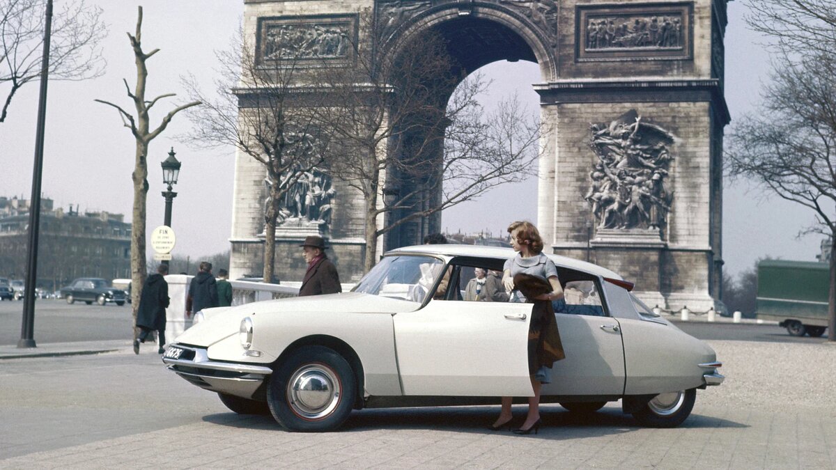 Citroen DS 19
