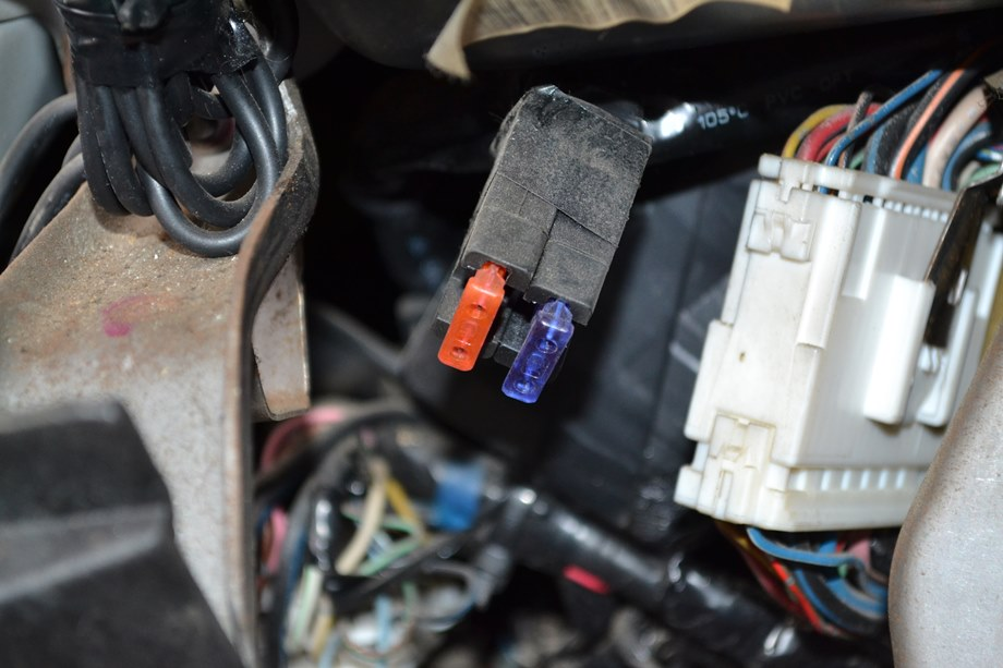 сигнал руками поворот автомобиля. не работает поворотников на лево. не работает поворотников на лево. пдд проезд перекрестка со светофором поворот налево. не работает поворотников на лево.