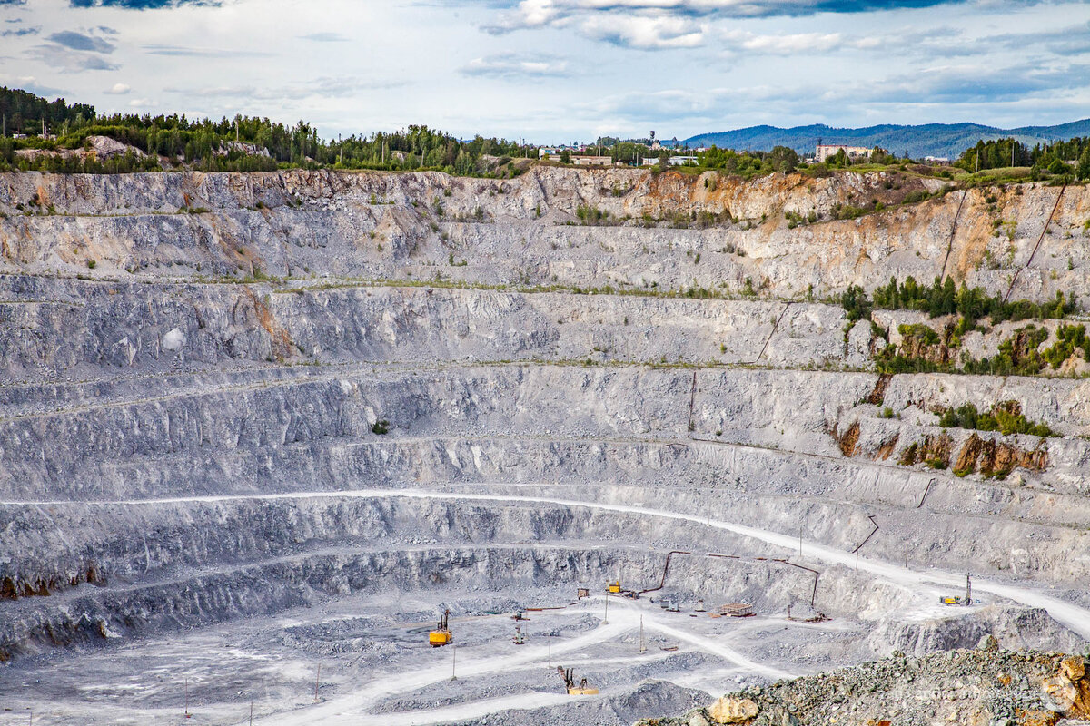 Карьер по добыче известняка