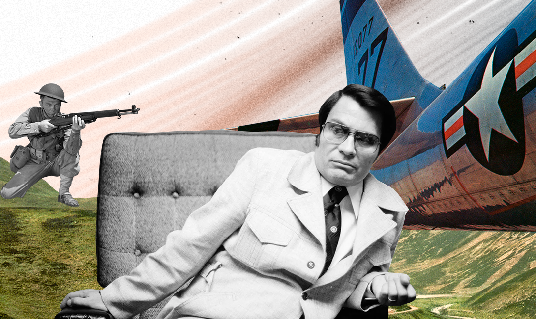 Стоявший на сцене мужчина объявил, что революционное самоубийство является единственным возможным выходом. Все зашло слишком далеко, и теперь даже русские не захотят вмешиваться в ситуацию.-5