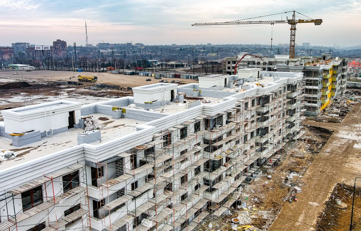 Фото: ТАСС / Дмитрий Ягодкин / Россия. ДНР. Мариуполь. Вид на микрорайон Невский