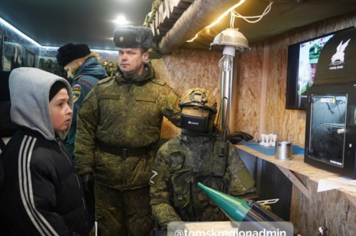    Около пяти тысяч томичей посетили тематический поезд «Сила в правде»